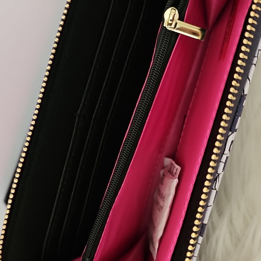 Trina Turk Blue and White Floral Full Zip Around Wallet - Picture 6 of 10